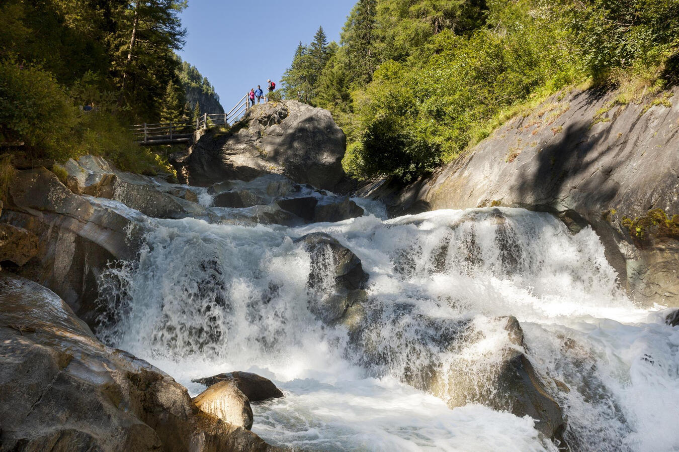 Alpine Hiking Guide | Hiking Tips, Gear & Austria Trails